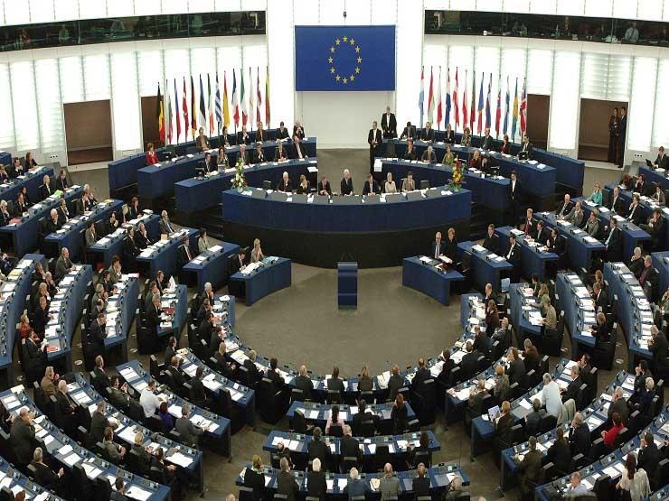 الاتحاد الأوروبي يطالب بالإعفاء من الرسوم قبل المزيد من المحادثات التجارية الأمريكية