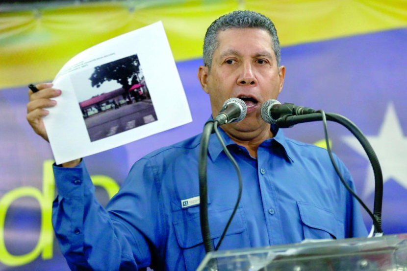 الاستثمار الخاص «طوق نجاة» محتمل لصناعة النفط في فنزويلا