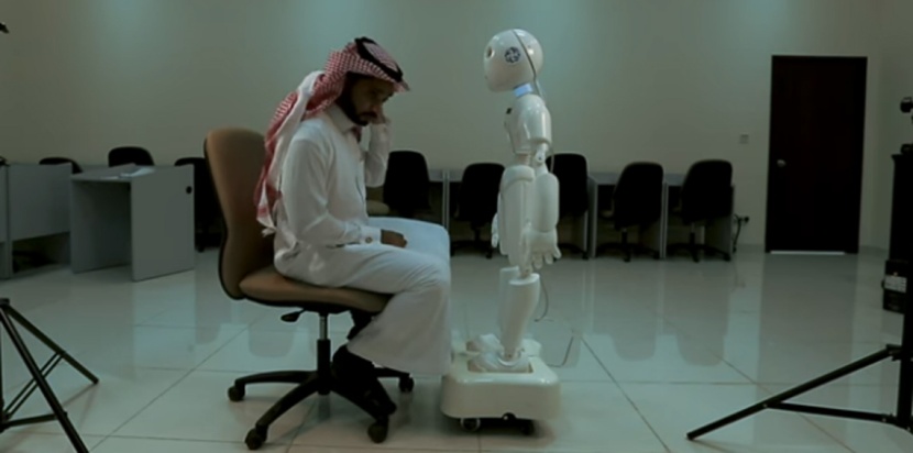 باحث سعودي يصمم روبوتا ناطقا باللغة العربية