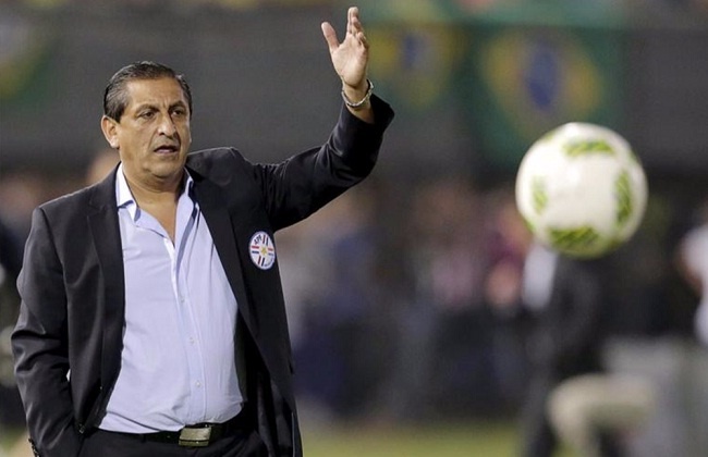 الاتحاد يعين الأرجنتيني دياز مدرب الهلال السابق