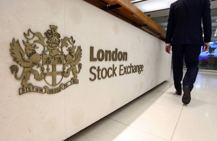 مؤشر بورصة لندن الرئيسي يغلق على انخفاض