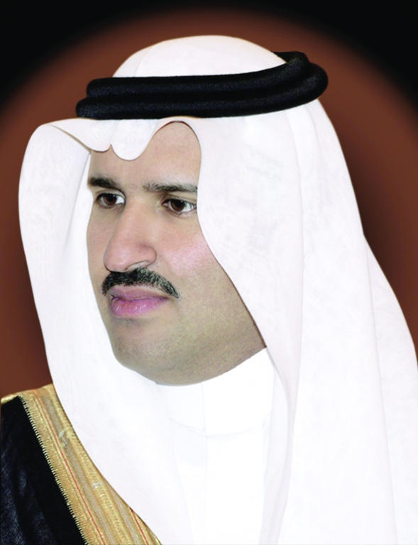 أمير المدينة المنورة يرعى حفل تكريم المتميزين في جامعة الأمير مقرن بن عبدالعزيز