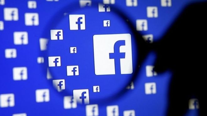 فيسبوك تطرد مهندسا بعد اتهامه بالتجسس على النساء