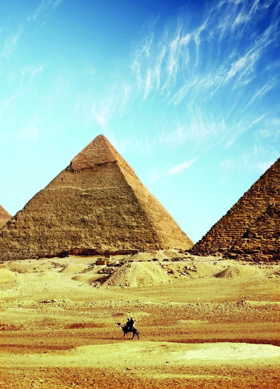 الأهرامات وأبوالأهوال في التراث العربي