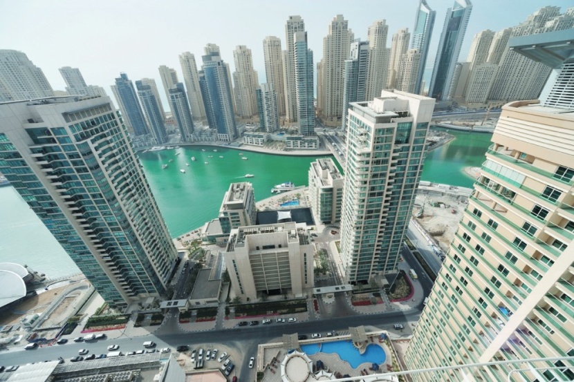 سقوط عملاق العقارات في دبي.."أبراج القابضة" تبيع أصول في أمريكا 