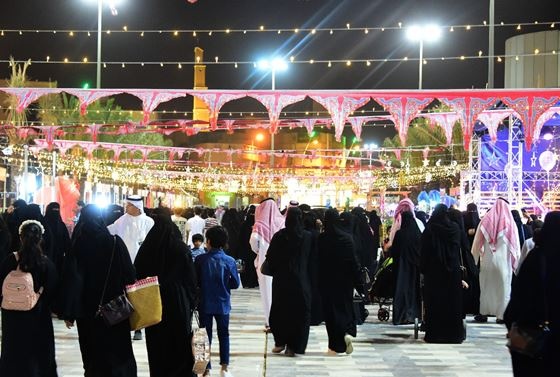"ليالي رمضان" تجذب 130 ألف زائر إلى عنيزة 