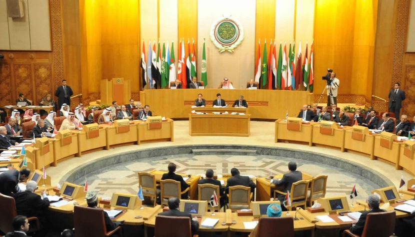 البرلمان العربي يطالب الاتحاد الأوروبي بالكف عن البيانات الاستفزازية بحق رئيس السودان