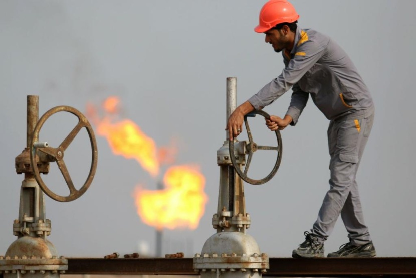 النفط يتراجع بفعل مخاوف تجارية بعد تهديد ترمب بفرض رسوم