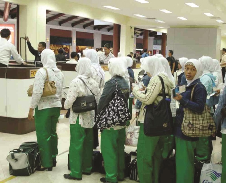"العمل" تسمح لمكاتب الاستقدام بجميع فئاتها تأجير العمالة المنزلية