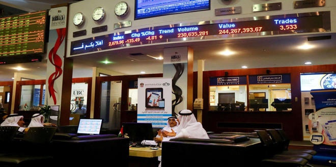البورصة السعودية تتراجع رغم أرباح سابك القوية وهبوط دبي وأبوظبي