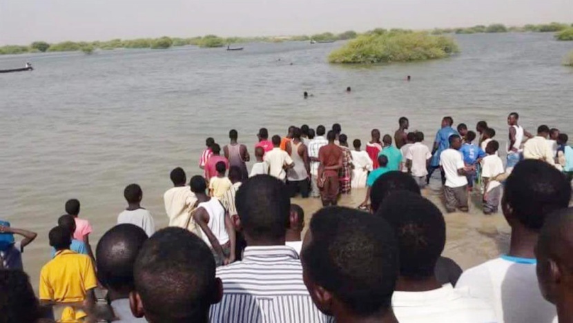 23 شخصا غالبيتهم تلاميذ لقوا حتفهم بغرق مركب في السودان 