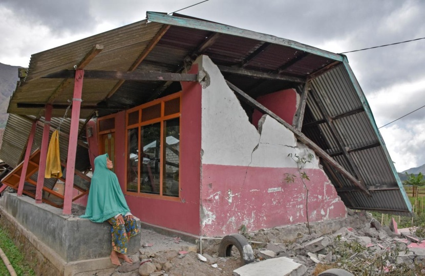 زلزال بقوة 6,3 درجات يهز جزيرة لومبوك الإندونيسية