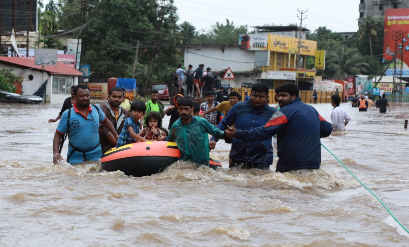 ارتفاع حصيلة قتلى فيضانات الهند إلى 357 شخصًا
