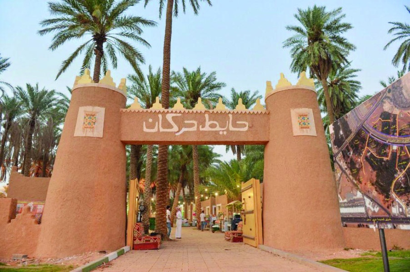 فعاليات تعزز الاقتصاد والسياحة 
في «تمور عنيزة»