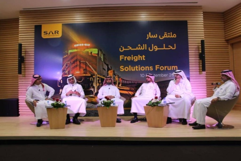 وزير النقل يدشن تطوير مرافق الخطوط السعودية للشحن في جدة والرياض