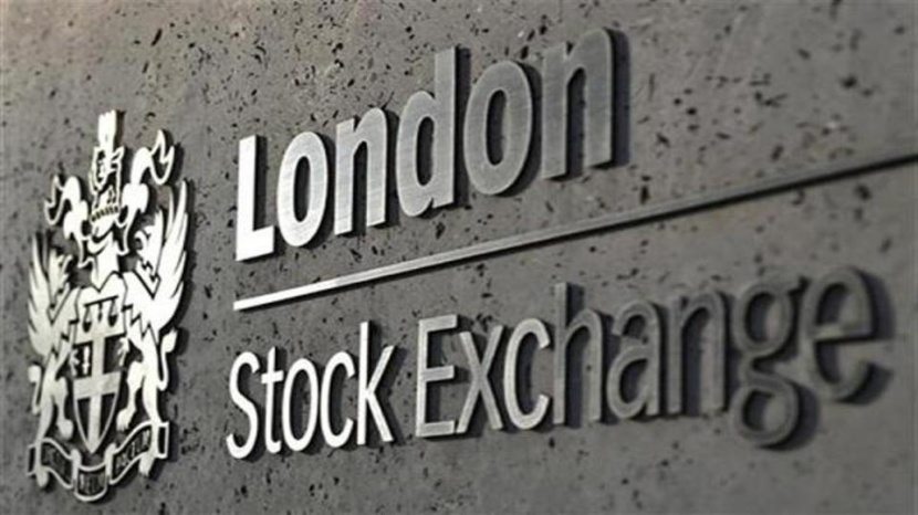 مؤشر بورصة لندن يغلق على انخفاض