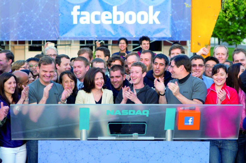 تحول استثماري .. «فيسبوك» و«ألفابت» ترحلان إلى قطاع خدمات الاتصالات