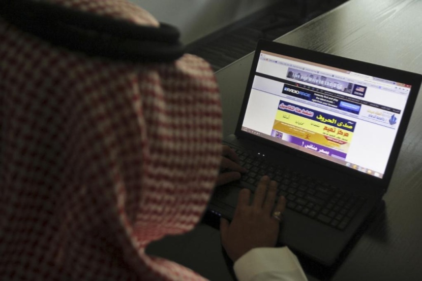 المعارك الأدبية .. قيمة حقيقية استنزفتها شتائم الافتراض