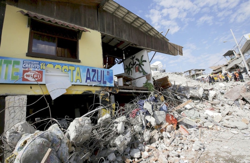 زلزال عنيف يضرب وسط الإكوادور دون وقوع إصابات