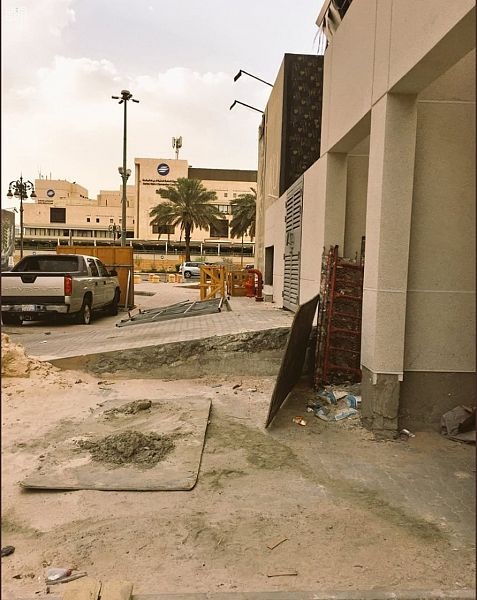 أمانة الرياض تدعو أصحاب المباني والمحلات التجارية إلى المسارعة في إزالة عوائق ممرات المشاة