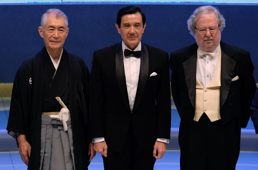 أمريكي وياباني يفوزان بجائزة نوبل للطب لعام 2018