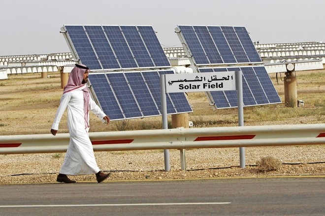 السعودية تؤكد من جديد التزامها ببلوغ مكانة عالمية رائدة في مجال الطاقة الشمسية