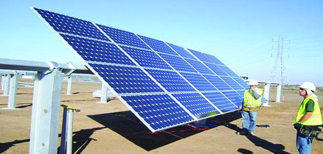 «الطاقة»: ماضون في تطوير مشاريع عملاقة للطاقة الشمسية