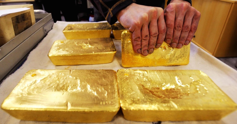 تراجع أسعار الذهب مع ارتفاع العائد على سندات الخزانة