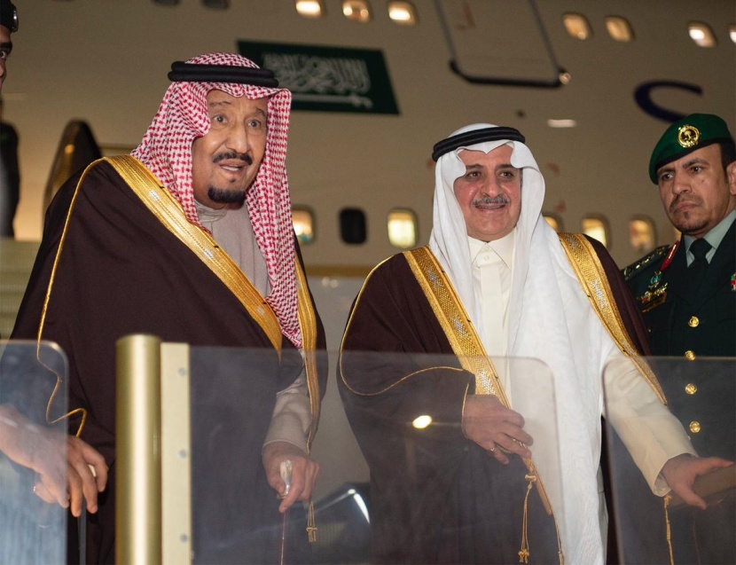 خادم الحرمين الشريفين يصل إلى منطقة تبوك