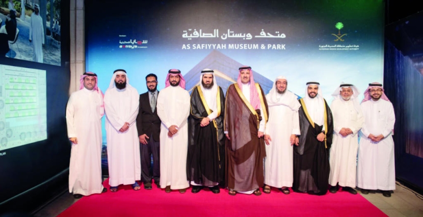 أمير المدينة المنورة يضع حجر الأساس لمشروع متحف وبستان الصافية