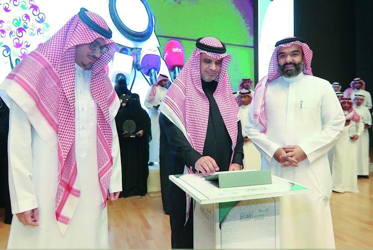 وزير التعليم: خطة تدريبية للمعلمين في التحولات الرقمية للاستفادة منها في التدريس
