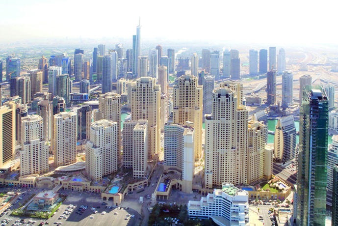 الإمارات تقر ترخيصا موحدا لصناديق الاستثمار في البلاد