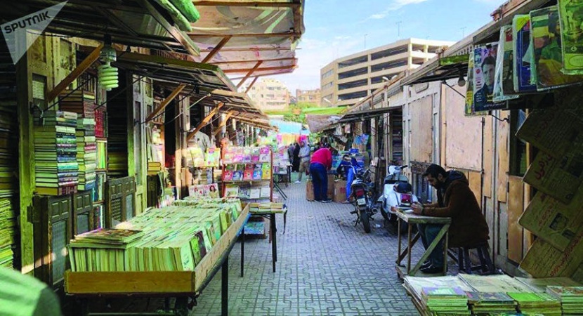 معرض لـ"سور الأزبكية" موازيا لـ"القاهرة للكتاب" في يوبيله الذهبي
