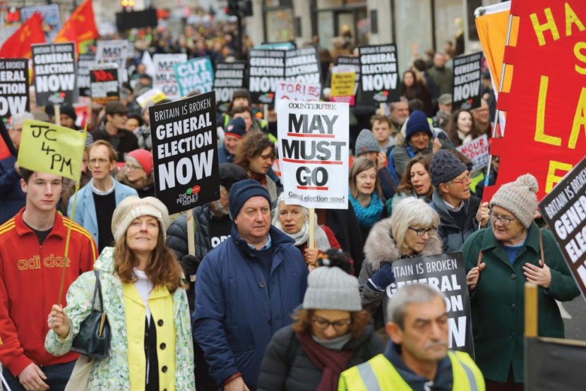 احتجاجات بريطانية مناهضة لإجراءات التقشف واتفاق «بريكست»