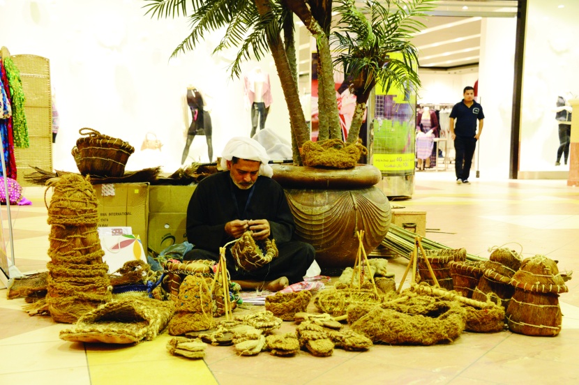 880 حرفيا في "بارع" يعدون 4400 قطعة تخدم الفنادق السعودية