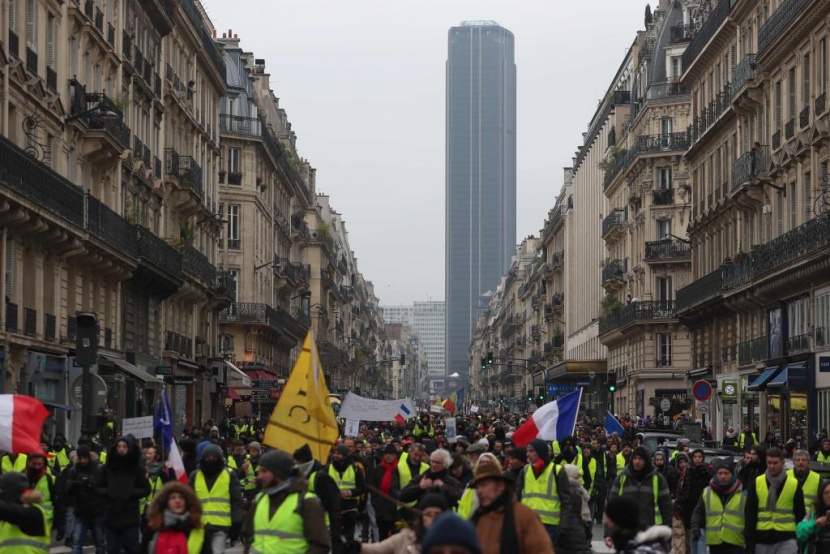 سبت عاشر من تظاهرات "السترات الصفراء" في فرنسا رغم "النقاش الكبير"