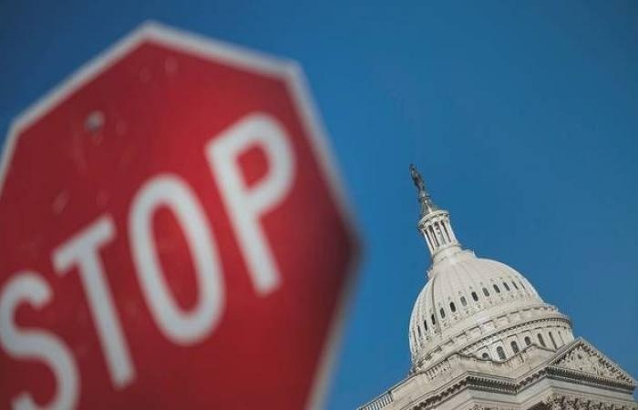 الإغلاق الحكومي الأمريكي يهدد بتوقف المزيد من المواقع الحكومية