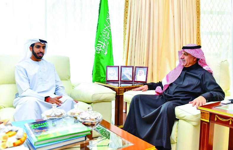 وزير الإعلام يبحث مع سفيري الإمارات واليابان الموضوعات المشتركة