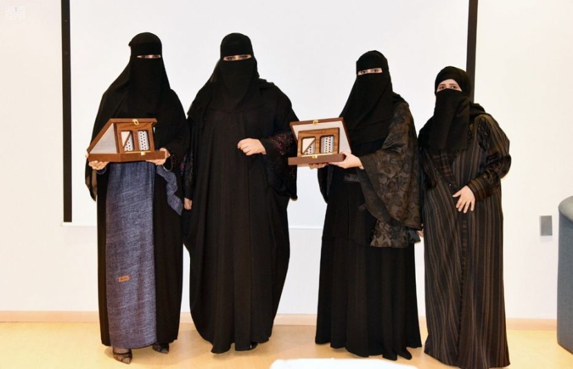 مديرة القسم النسائي في بنك التنمية : نقدم قروضا بدون فائدة للمشروعات الصغيرة والناشئة