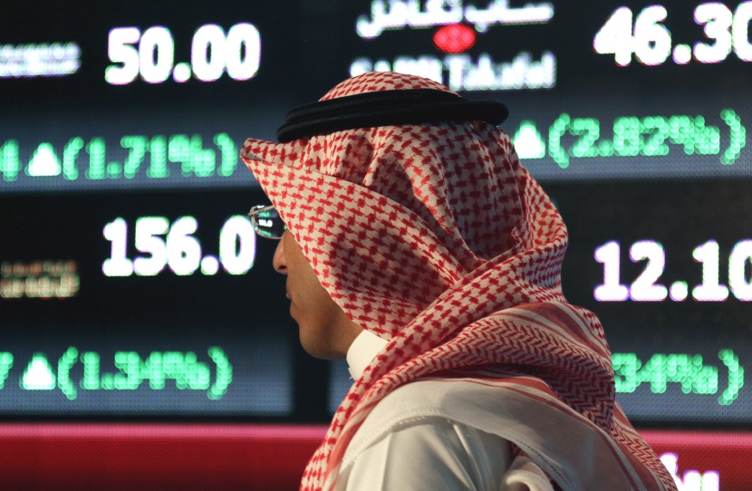 الأسهم السعودية تغلق منخفضة 34 نقطة بتداولات 1.8 مليار ريال