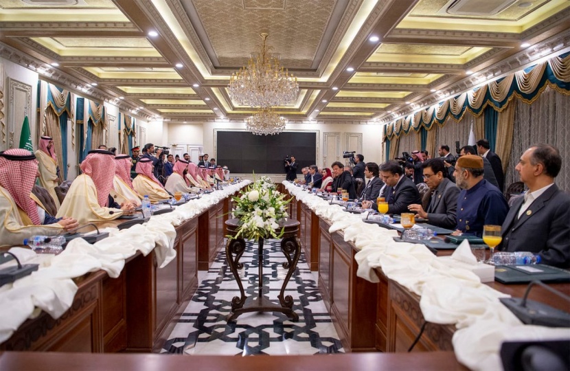  الرياض وإسلام أباد .. تعزيز العلاقات الاستراتيجية باتفاقيات قيمتها 20 مليار دولار 