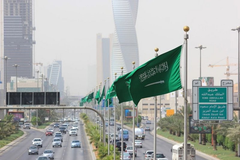 السعودية تخفض استثماراتها في السندات الأمريكية 0.8 % .. بلغت 169.9 مليار دولار