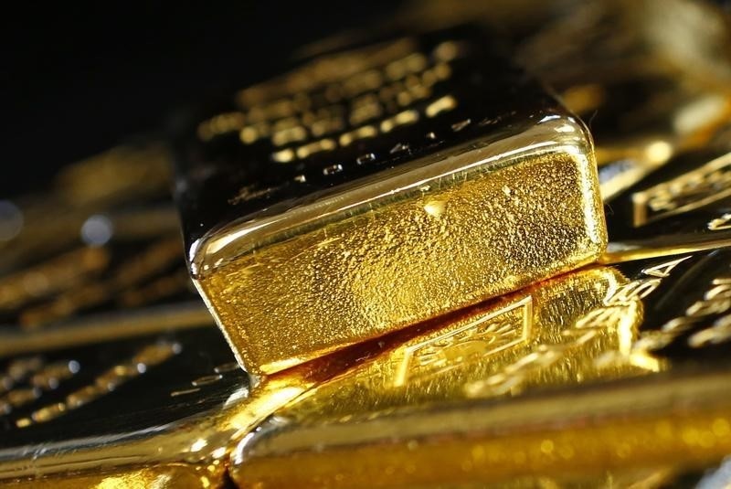 البلاديوم يتجاوز 1500 دولار بفعل والذهب يصعد بضعف الدولار