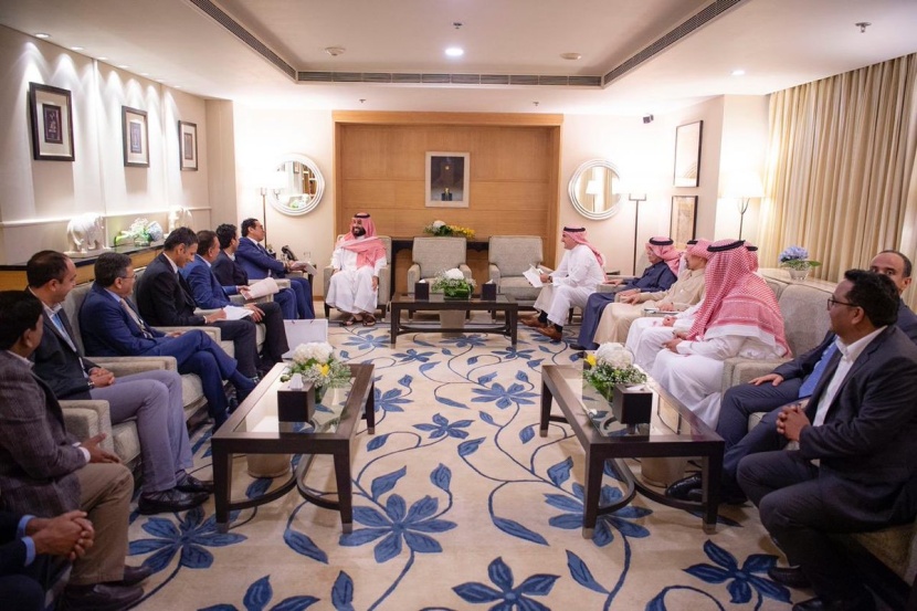 ولي العهد يلتقي مدراء الشركات الهندية التي استثمر فيها صندوق رؤية سوفت بنك