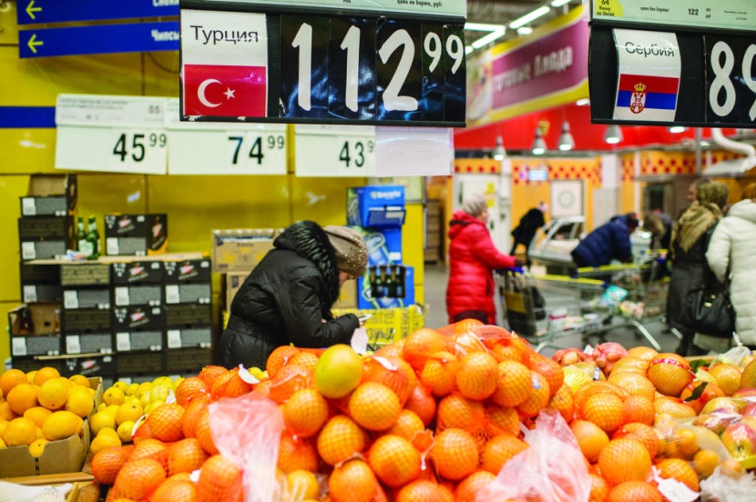 نظرة تشاؤمية للاقتصاد التركي .. تراجع ثقة المستهلك إلى 57.8 نقطة في فبراير