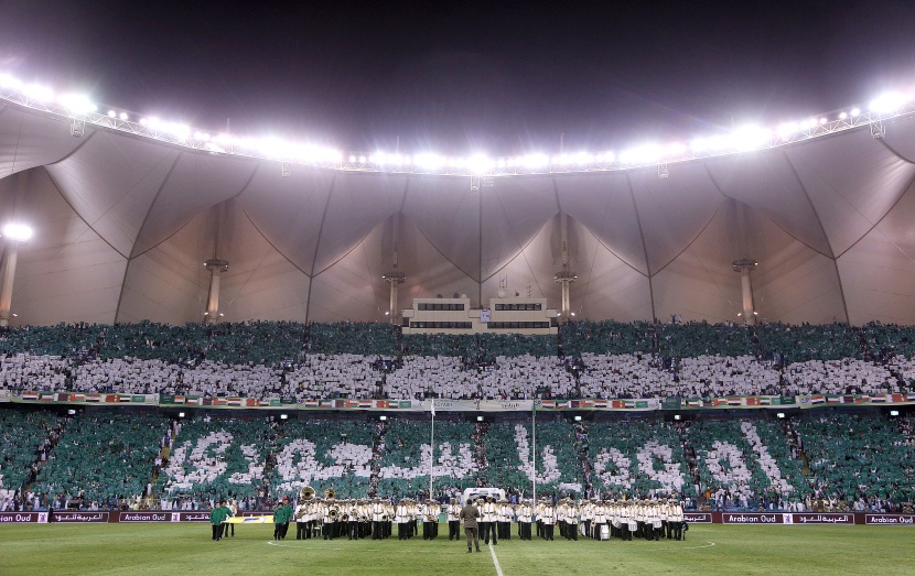 "ذي ميرور" : استاد الملك فهد يمكنه استضافة دوري أبطال أوروبا