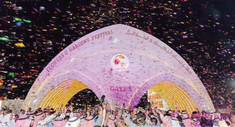 على مدى 30 يوما .. ينبع تستقبل زوار مهرجان الزهور والحدائق
