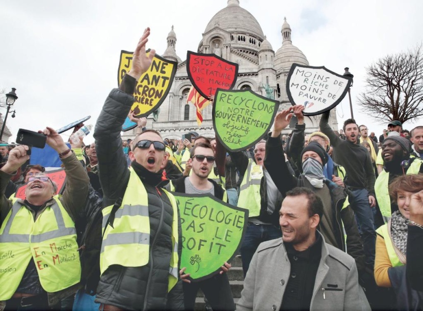 الحكومة الفرنسية أمام اختبار استمرار تظاهرات «السترات الصفراء»