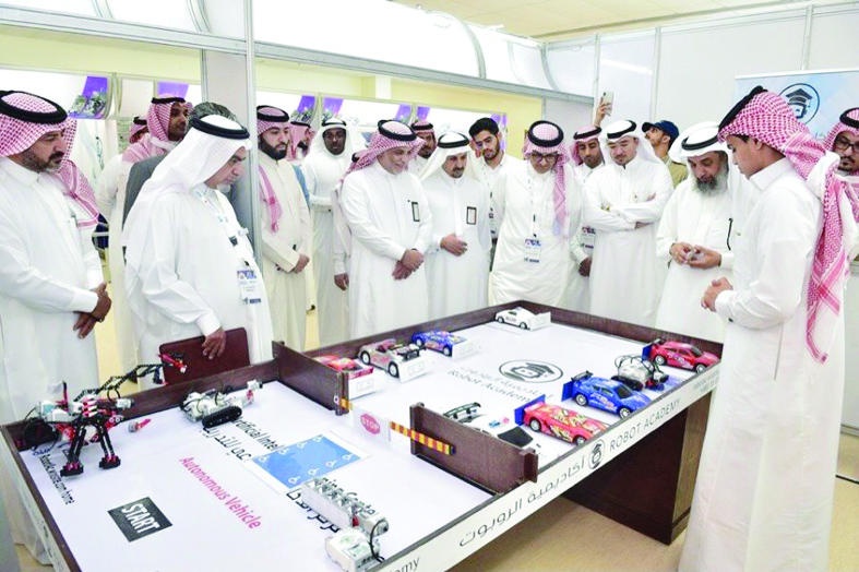 مختصون: القطاع الصناعي السعودي الأول خليجيا في استخدام الروبوتات