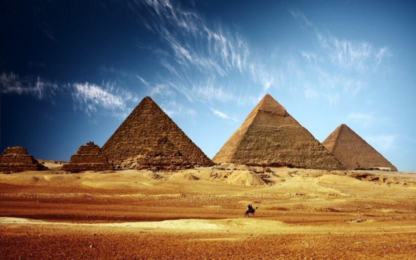 "أقدم وأكبر" الأهرامات ليست في مصر